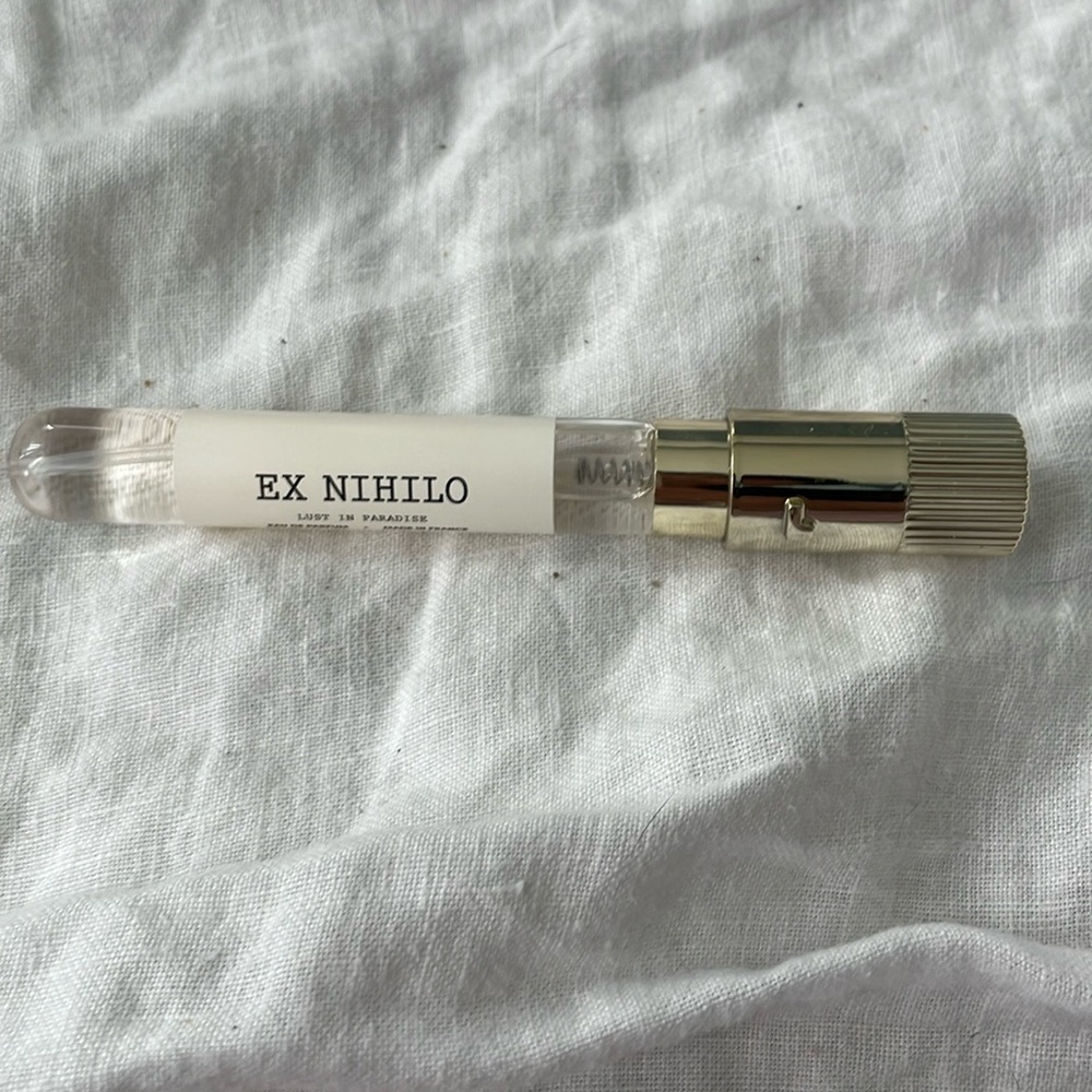 EX NIHLIO LUST IN PARADISE